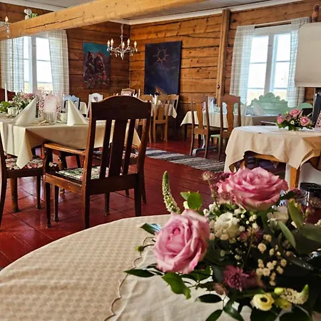 Village Lomahuoneisto