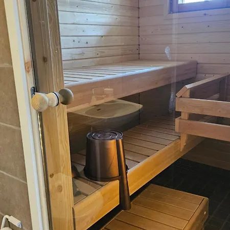 Village Lomahuoneisto