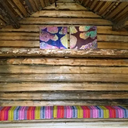 Country house Village Lomahuoneisto Kierinki