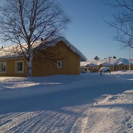 Village Lomahuoneisto Летний дом *