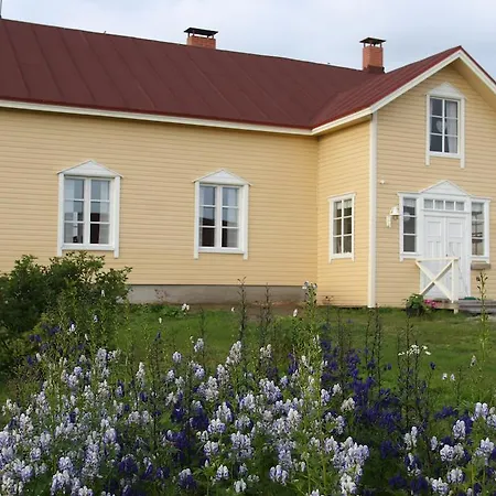 Country house Village Lomahuoneisto Kierinki
