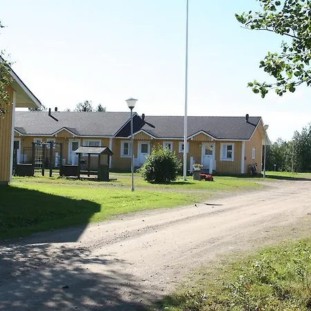 Летний дом Village Lomahuoneisto *