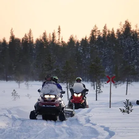 Летний дом Village Lomahuoneisto