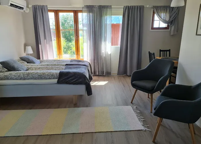 컨트리하우스 Village Lomahuoneisto *