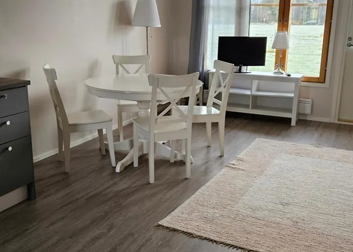 Village Lomahuoneisto 컨트리하우스