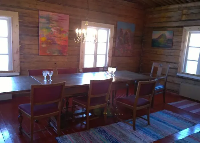 컨트리하우스 Village Lomahuoneisto *